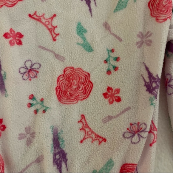 Disney Princess 2 Piece Pajama Set - Picture 4 of 6